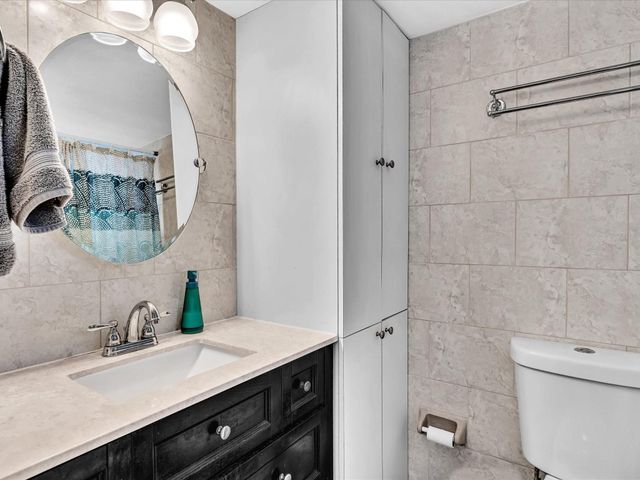 201 N Ocean Boulevard 202, Pompano Beach, FL 33062