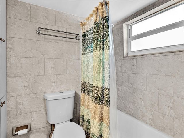 201 N Ocean Boulevard 202, Pompano Beach, FL 33062