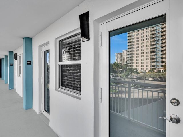 201 N Ocean Boulevard 202, Pompano Beach, FL 33062
