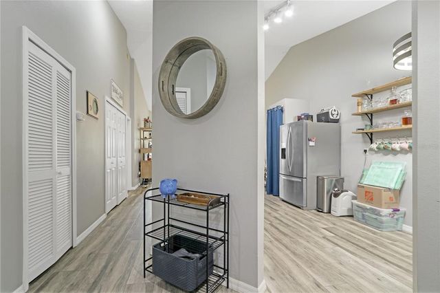 550 CRANES WAY 216, Altamonte Springs, FL 32701