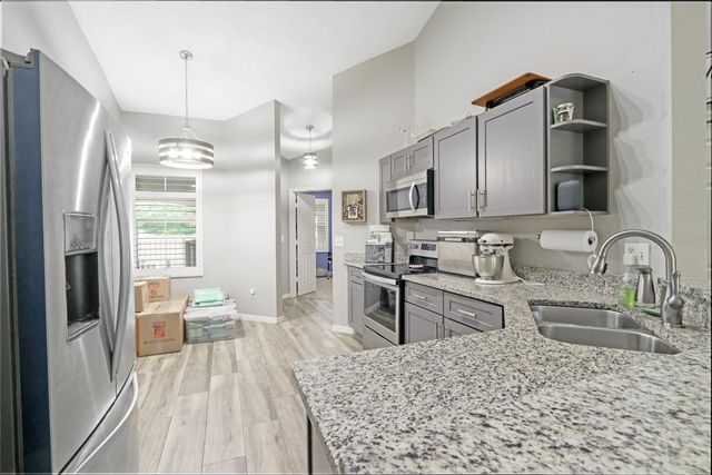 550 CRANES WAY 216, Altamonte Springs, FL 32701