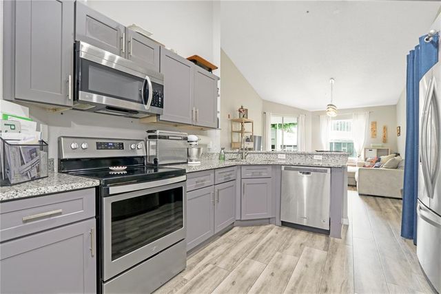 550 CRANES WAY 216, Altamonte Springs, FL 32701