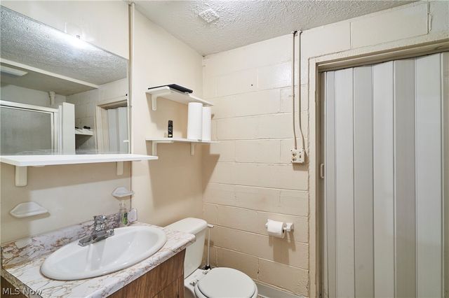 2388 17th Street, Cuyahoga Falls, OH 44223
