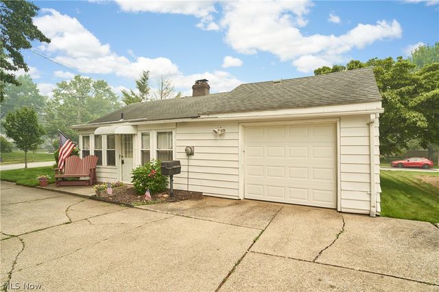 2388 17th Street, Cuyahoga Falls, OH 44223