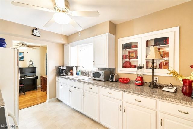 2388 17th Street, Cuyahoga Falls, OH 44223
