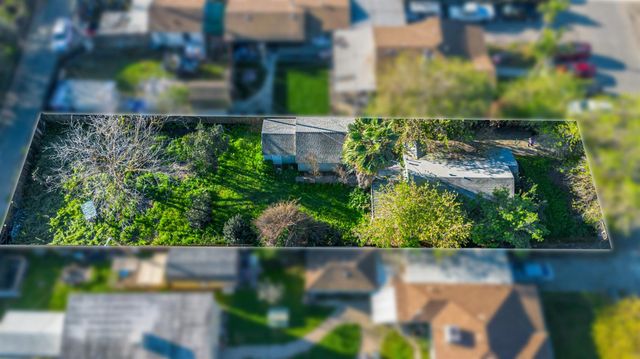 1416 Victoria Dr, Modesto, CA 95351