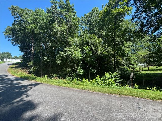 4500 N Nc 16 Highway, Conover, NC 28613