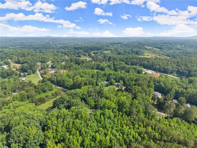 1 Yellow Creek, Gainesville, GA 30506