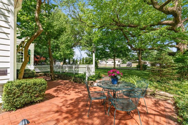 1085 Shady Lane Road, Whitehall, OH 43213
