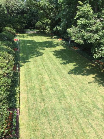 1085 Shady Lane Road, Whitehall, OH 43213