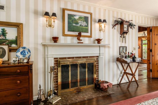 1085 Shady Lane Road, Whitehall, OH 43213