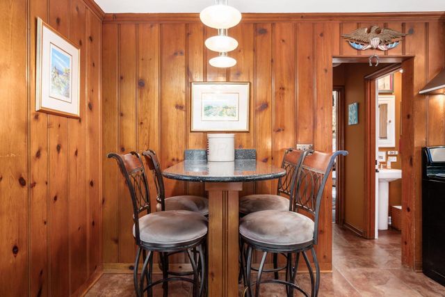 1085 Shady Lane Road, Whitehall, OH 43213