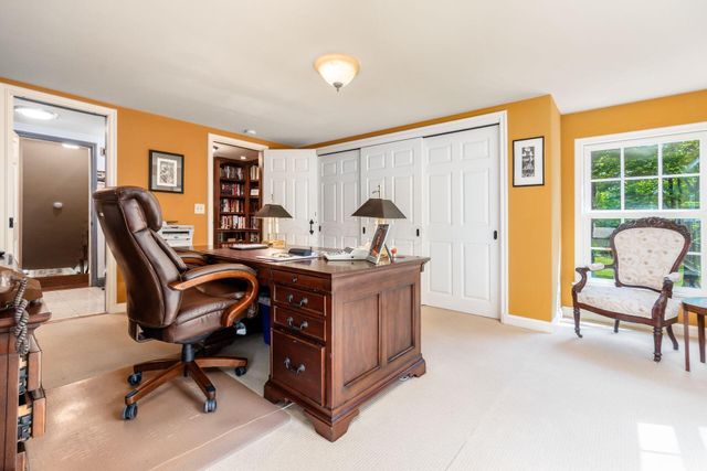 1085 Shady Lane Road, Whitehall, OH 43213