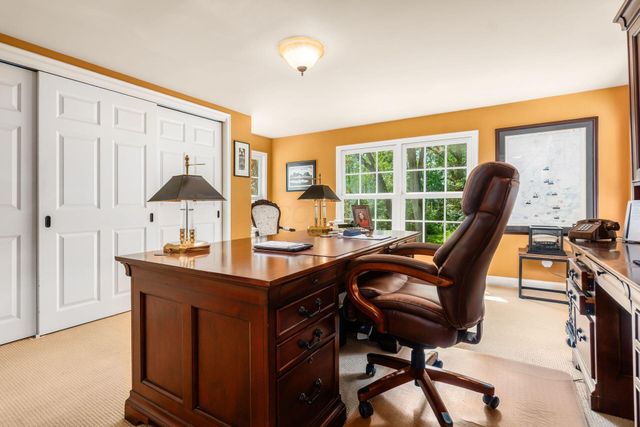 1085 Shady Lane Road, Whitehall, OH 43213