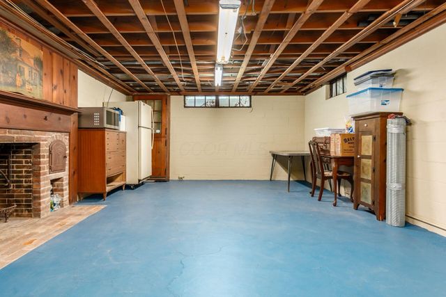 1085 Shady Lane Road, Whitehall, OH 43213