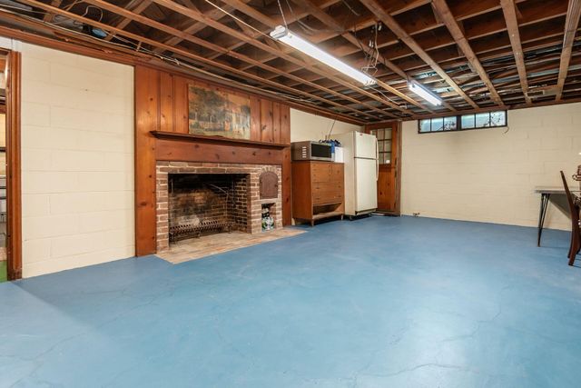 1085 Shady Lane Road, Whitehall, OH 43213