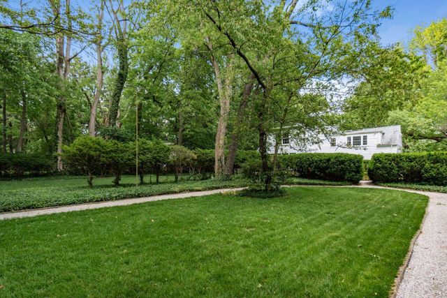1085 Shady Lane Road, Whitehall, OH 43213