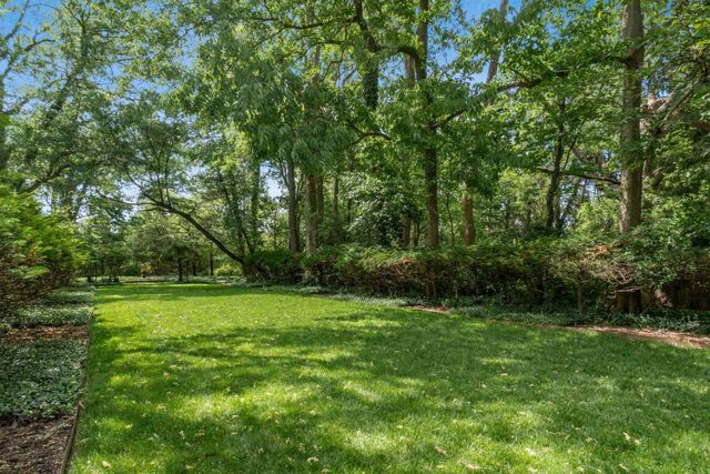 1085 Shady Lane Road, Whitehall, OH 43213