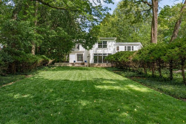 1085 Shady Lane Road, Whitehall, OH 43213