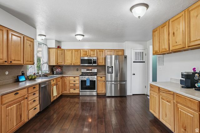 2622 N 2600 E, Layton, UT 84040