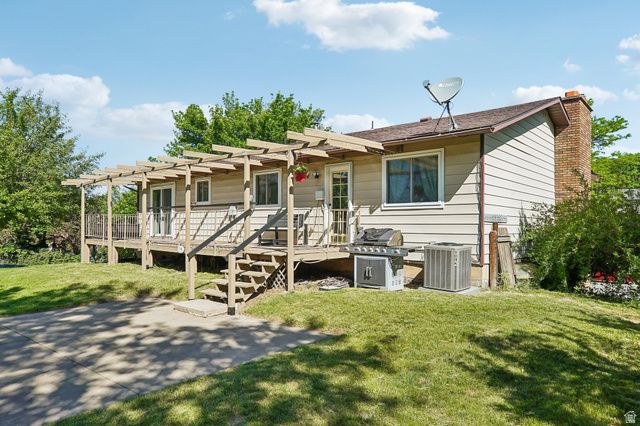 2622 N 2600 E, Layton, UT 84040