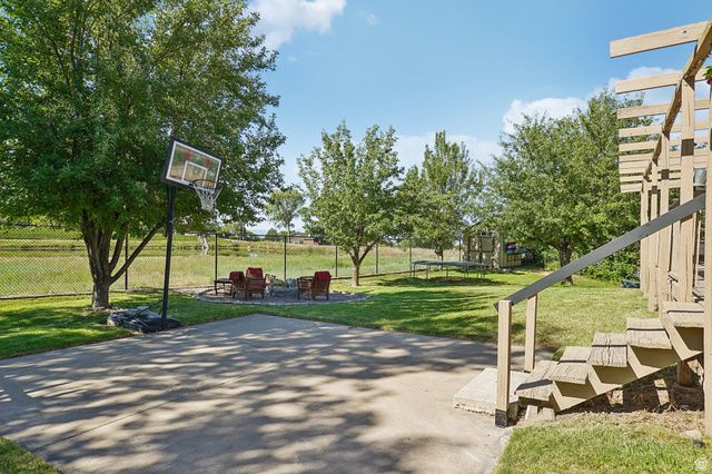 2622 N 2600 E, Layton, UT 84040