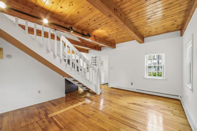 33 School St, Hanover, MA 02339