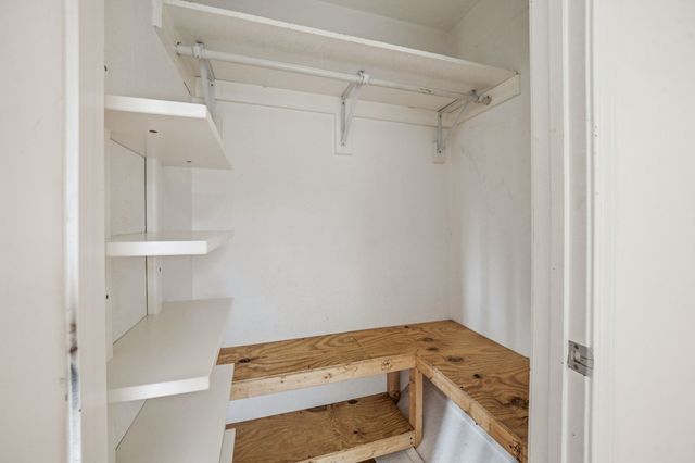 33 School St, Hanover, MA 02339