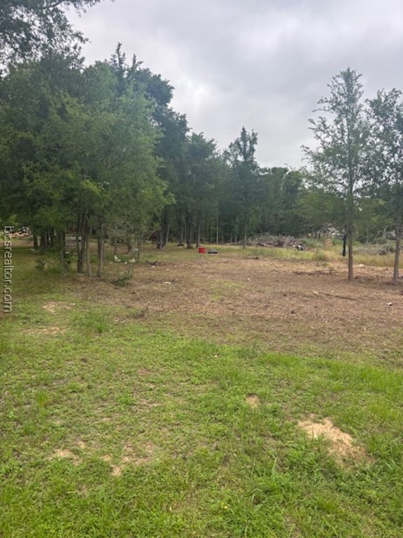 0 W Barton, Calvert, TX 77837 — exterior