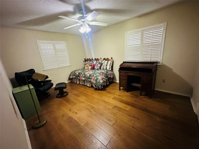 1408 Elmwood Street, Sulphur Springs, TX 75482