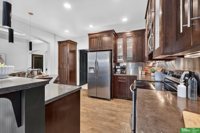 17209 Chutney Drive, Omaha, NE 68136