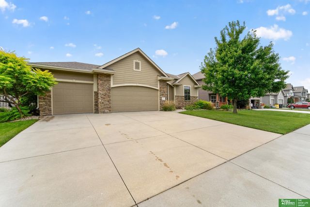 17209 Chutney Drive, Omaha, NE 68136