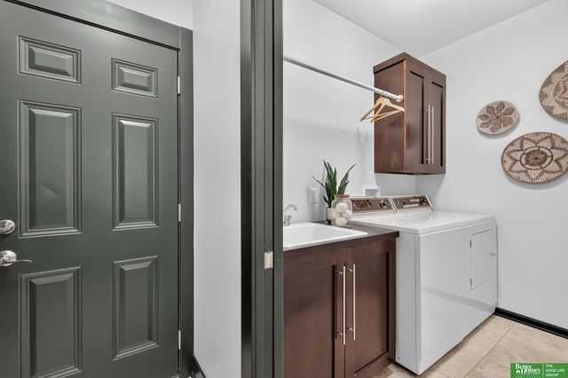 17209 Chutney Drive, Omaha, NE 68136