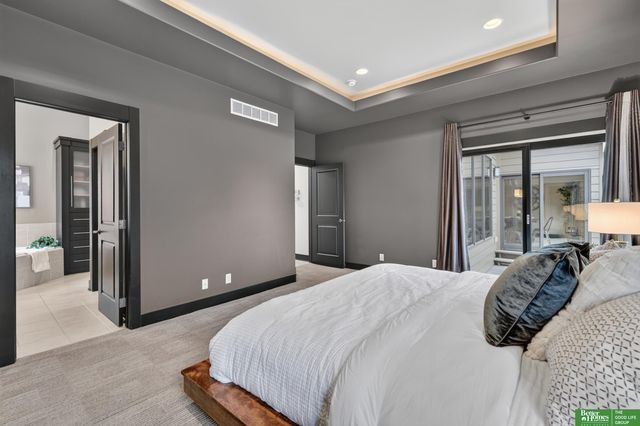 17209 Chutney Drive, Omaha, NE 68136