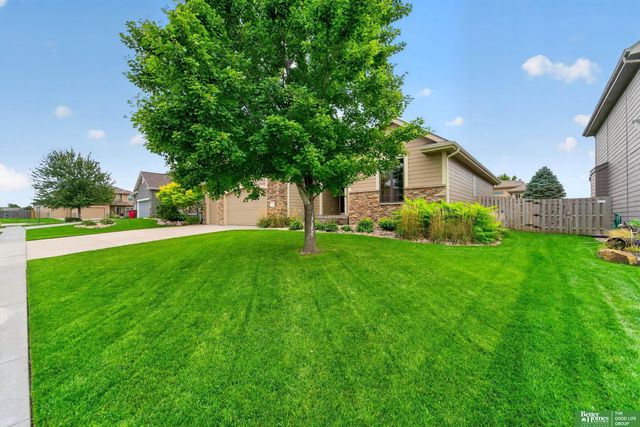 17209 Chutney Drive, Omaha, NE 68136