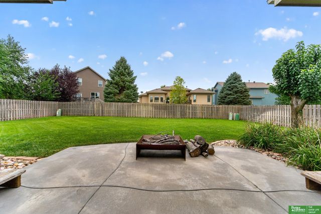 17209 Chutney Drive, Omaha, NE 68136