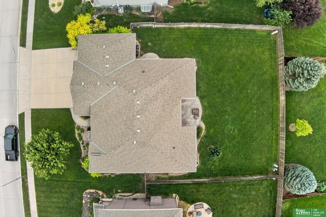 17209 Chutney Drive, Omaha, NE 68136