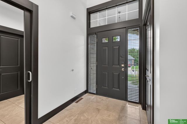 17209 Chutney Drive, Omaha, NE 68136