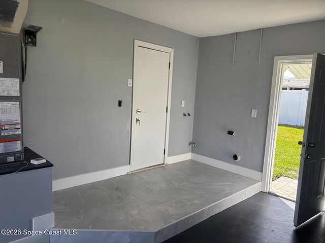 1705 S Dodge Circle, Melbourne, FL 32935