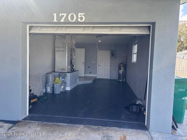1705 S Dodge Circle, Melbourne, FL 32935