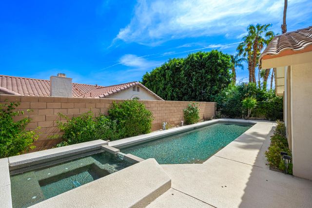 44120 Calico Circle, La Quinta, CA 92253
