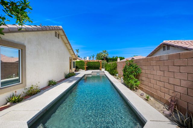 44120 Calico Circle, La Quinta, CA 92253