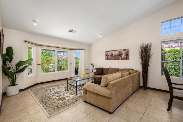 44120 Calico Circle, La Quinta, CA 92253