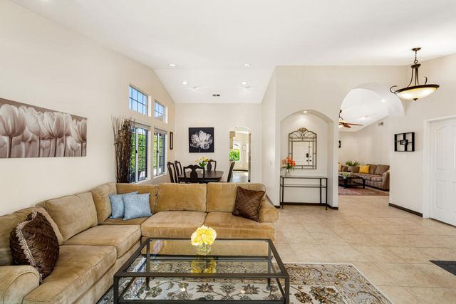 44120 Calico Circle, La Quinta, CA 92253