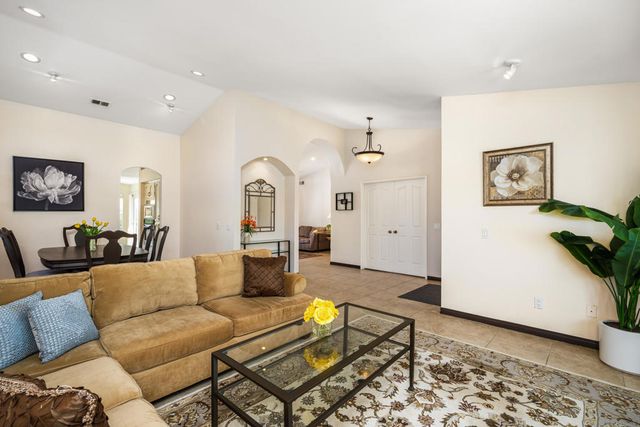 44120 Calico Circle, La Quinta, CA 92253