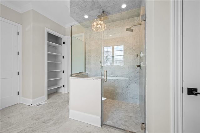 270 Majestic Oak Court, Lake Forest, IL 60045