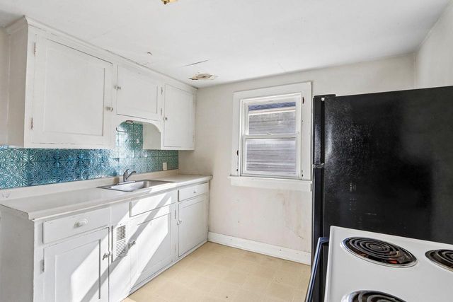 2129 E Johnson Street, Madison, WI 53705