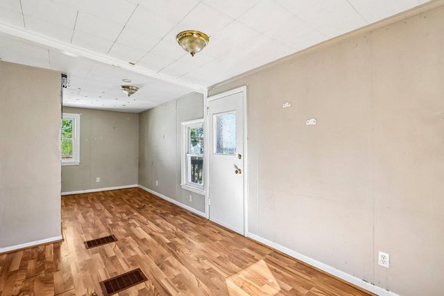 2129 E Johnson Street, Madison, WI 53705