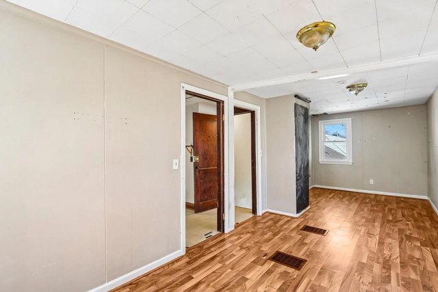 2129 E Johnson Street, Madison, WI 53705