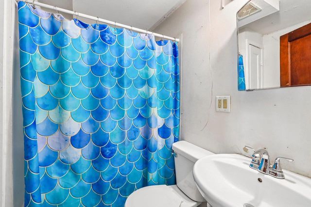 2129 E Johnson Street, Madison, WI 53705